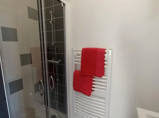 Nid Douillet شقة *