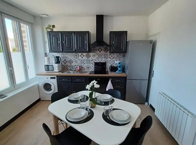 Nid Douillet * Ernée